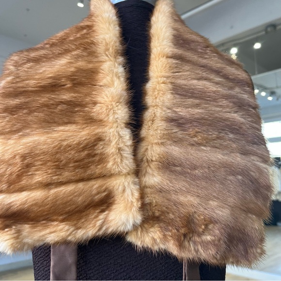 Caramel Pompom Fur Scarf - Picture 2 of 4